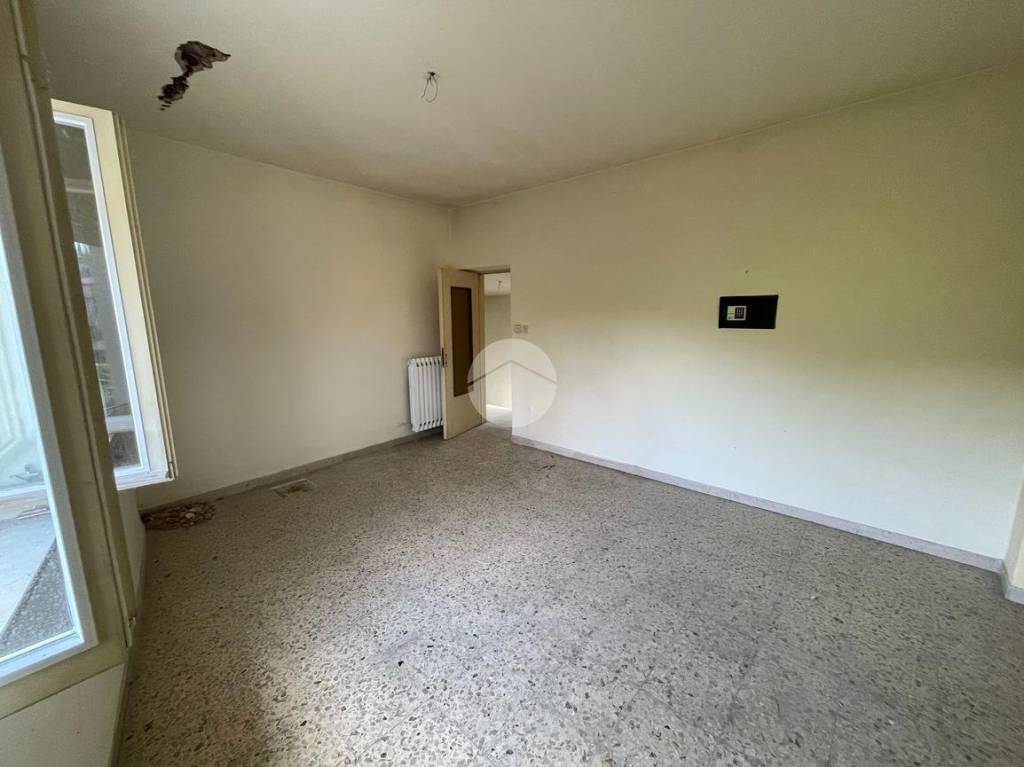 casa indipendente in vendita a Fumane