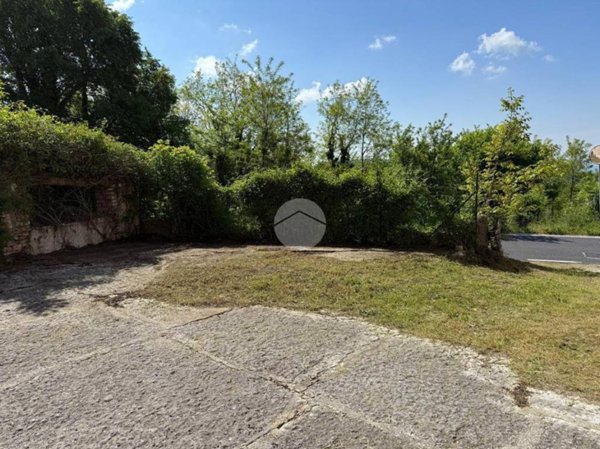 casa indipendente in vendita a Fumane in zona Breonio