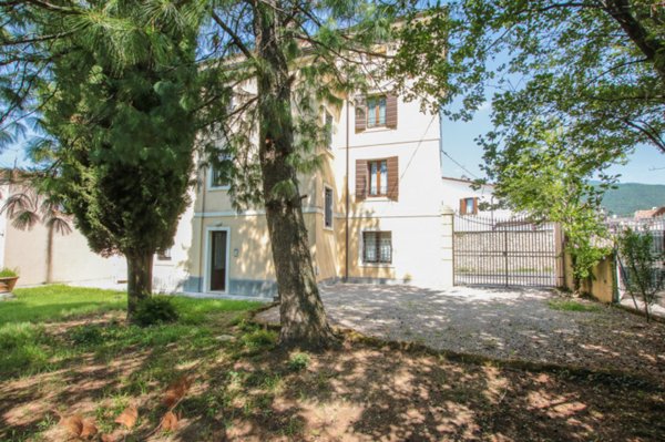 casa indipendente in vendita a Fumane
