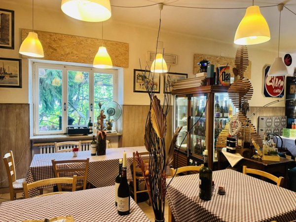 negozio in vendita a Fumane in zona Cavalo