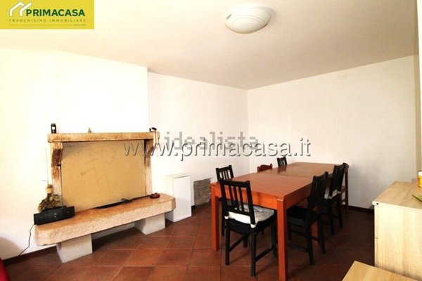 casa indipendente in vendita a Fumane in zona Mazzurega