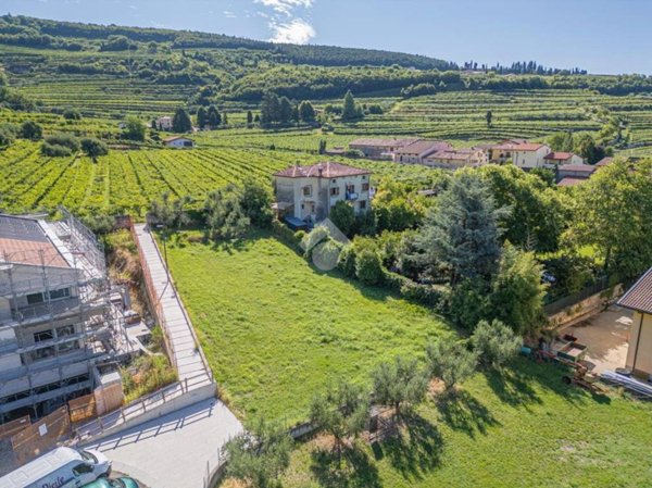 villa in vendita a Fumane