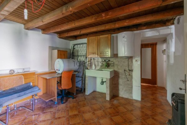 appartamento in vendita a Fumane in zona Breonio