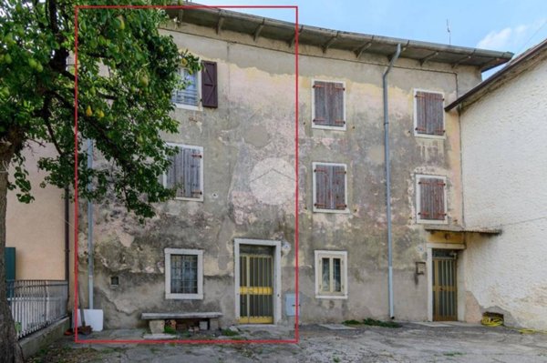 casa indipendente in vendita a Fumane in zona Breonio