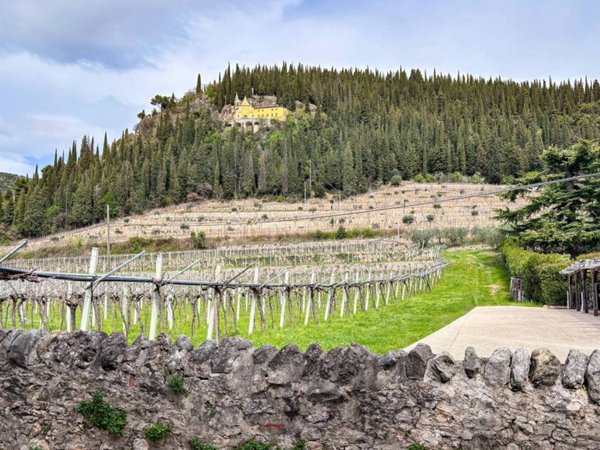 casa indipendente in vendita a Fumane