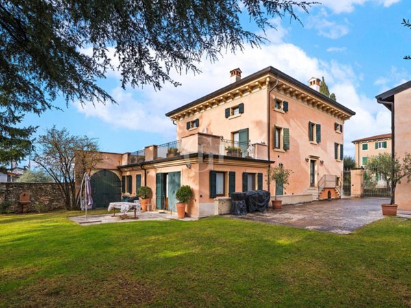 casa indipendente in vendita a Fumane