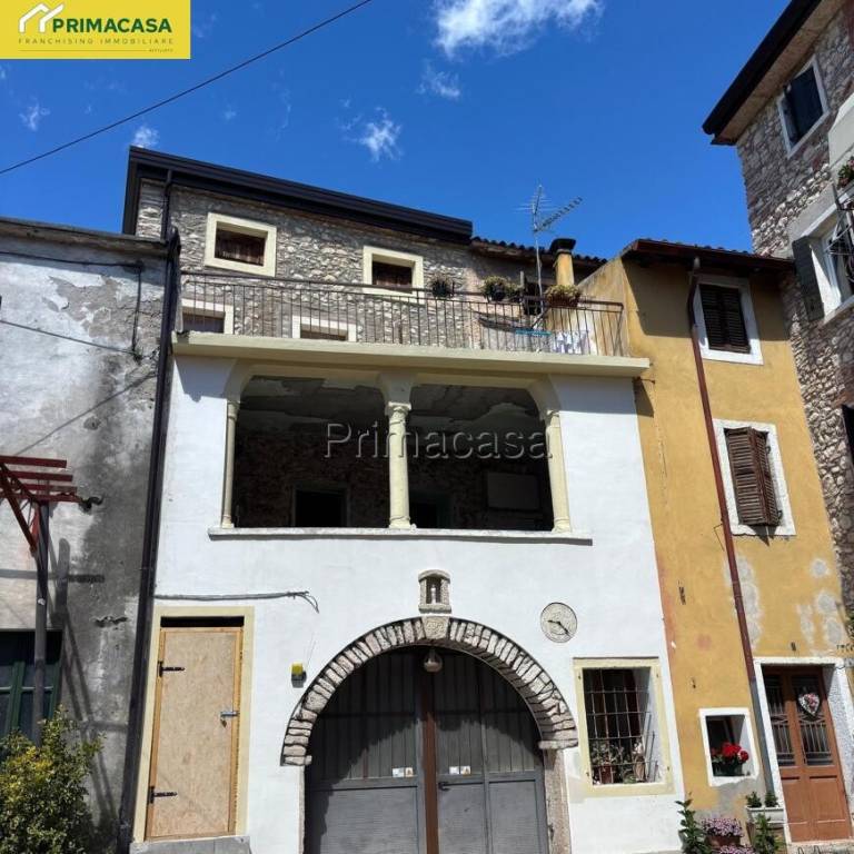 appartamento in vendita a Fumane