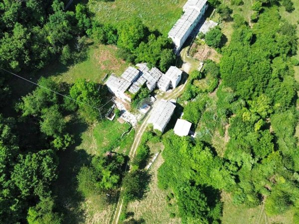 casa indipendente in vendita a Fumane in zona Breonio