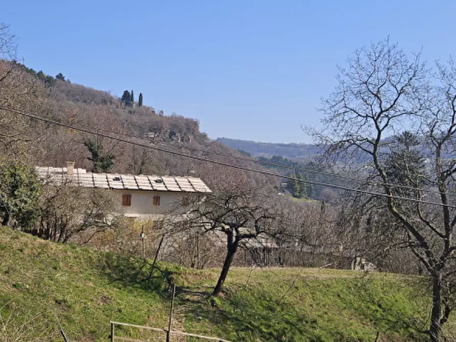 casa indipendente in vendita a Fumane in zona Molina