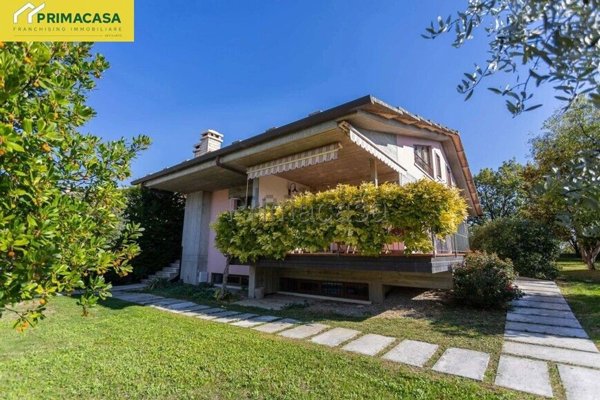 casa indipendente in vendita a Fumane in zona Cavalo