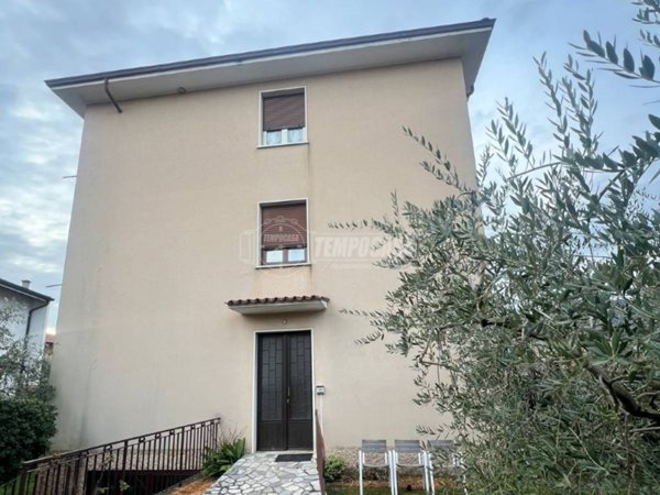 appartamento in vendita a Garda