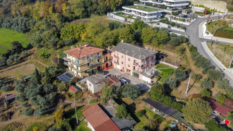 casa indipendente in vendita a Garda