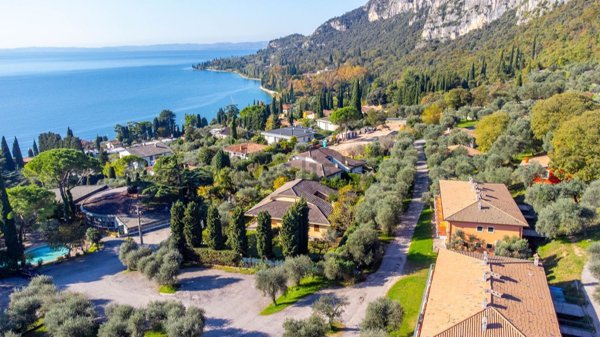 casa indipendente in vendita a Garda