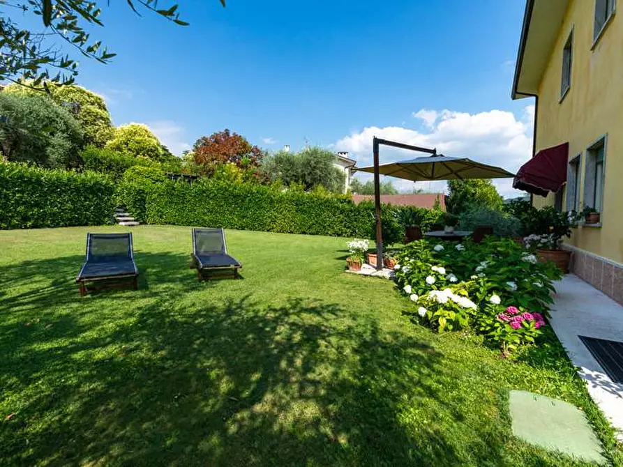 casa indipendente in vendita a Garda