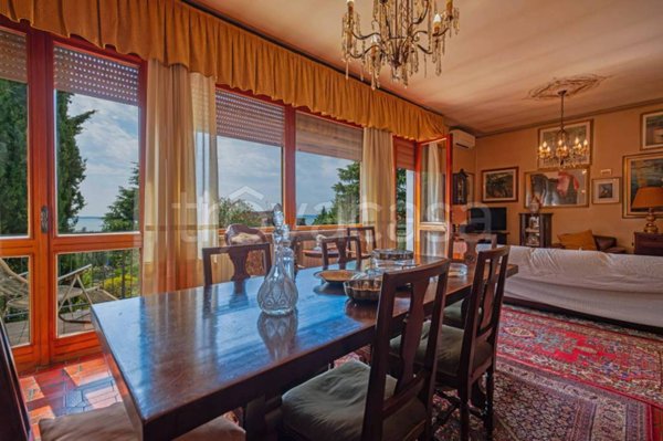 casa indipendente in vendita a Garda