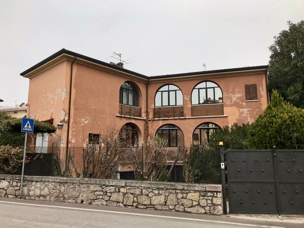 appartamento in vendita a Garda