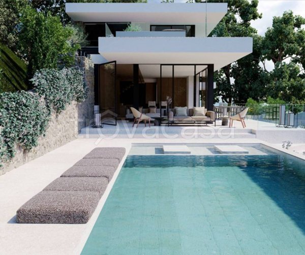 casa indipendente in vendita a Garda