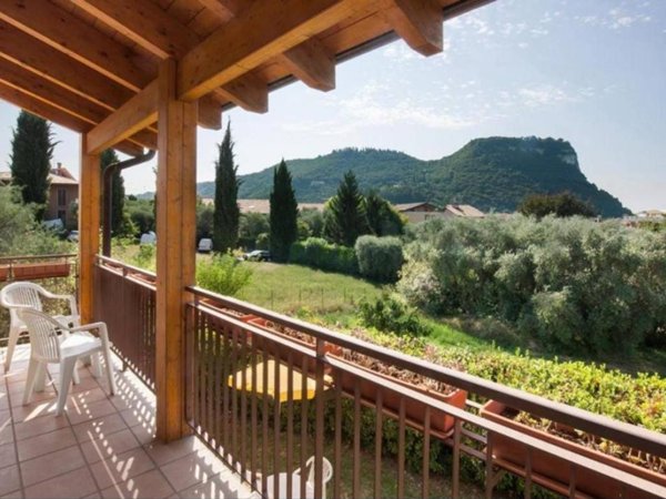 casa indipendente in vendita a Garda