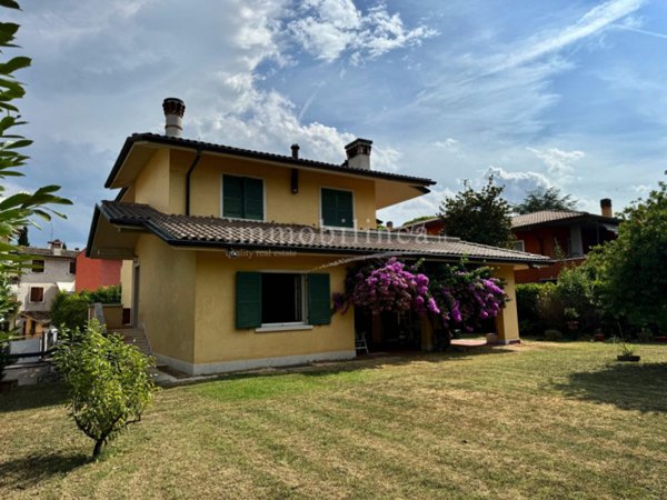 appartamento in vendita a Garda