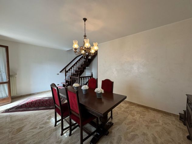 casa indipendente in vendita a Garda