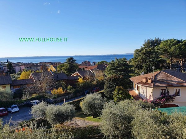 casa indipendente in vendita a Garda