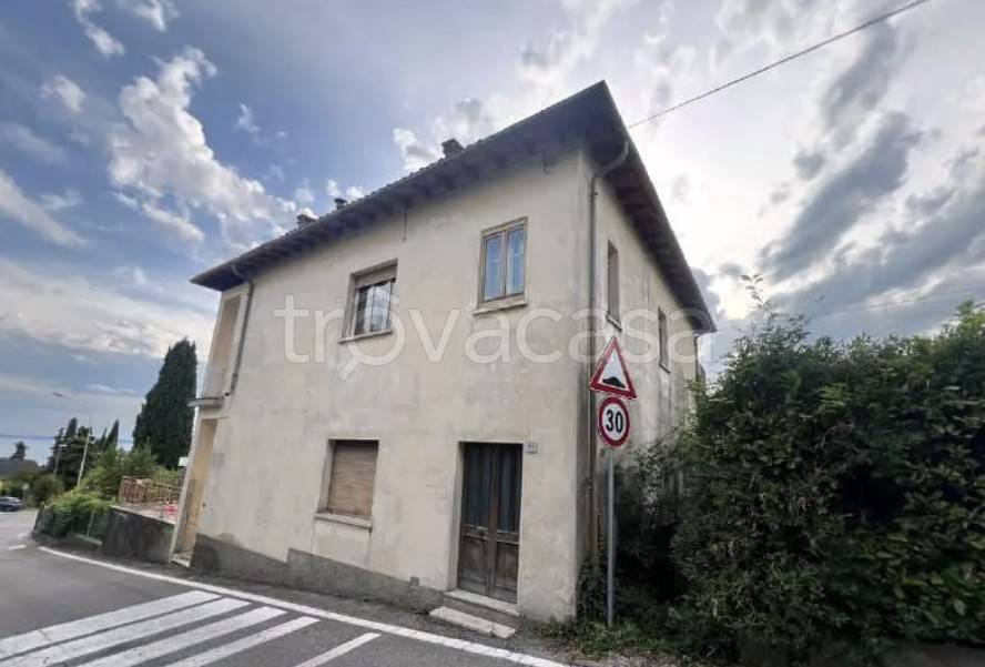 casa indipendente in vendita a Garda