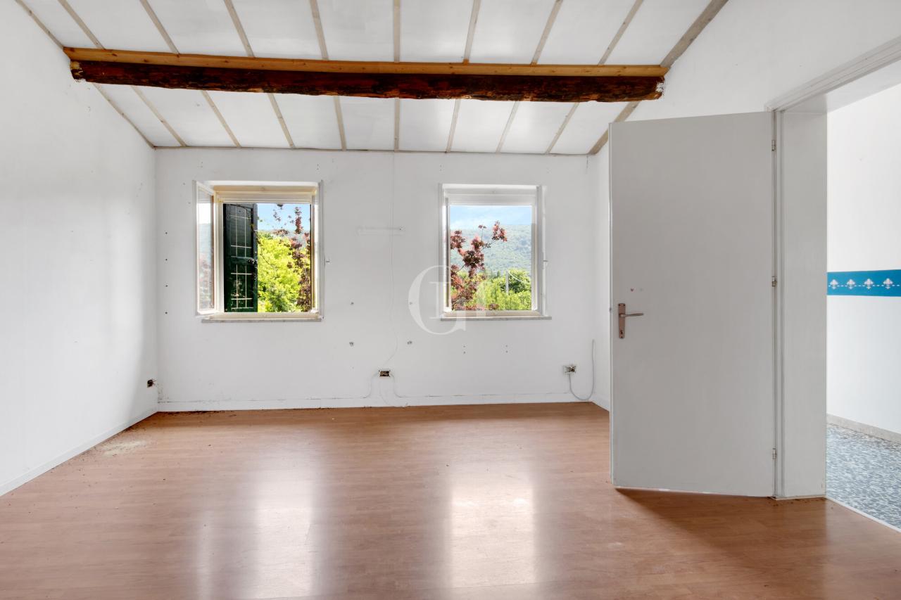 casa indipendente in vendita a Garda