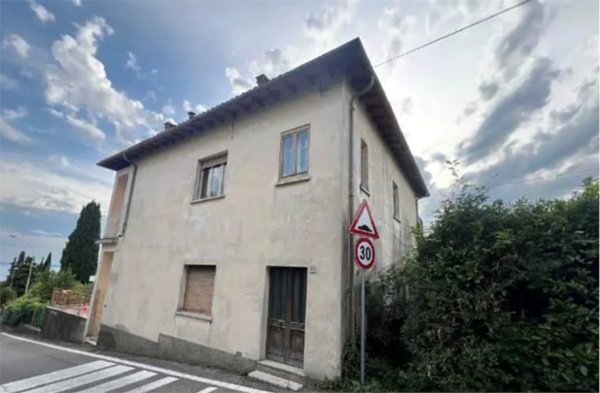 casa indipendente in vendita a Garda