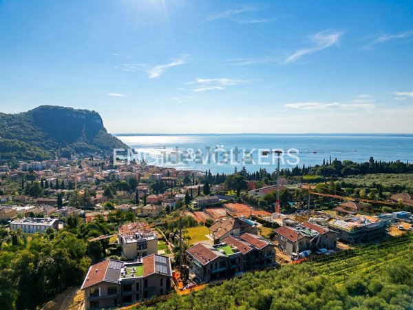 appartamento in vendita a Garda