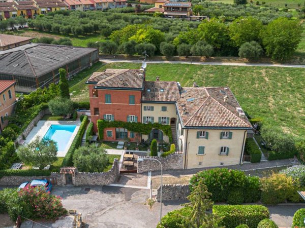appartamento in vendita a Garda