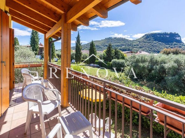 casa indipendente in vendita a Garda