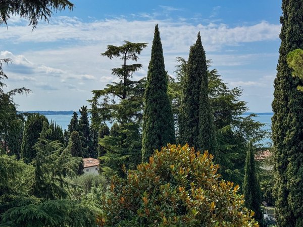 appartamento in vendita a Garda