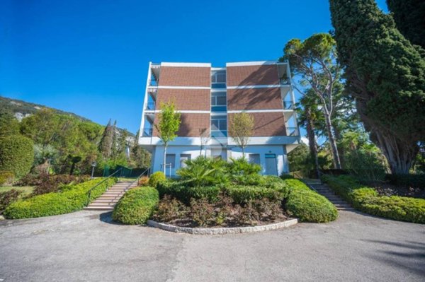 appartamento in vendita a Garda