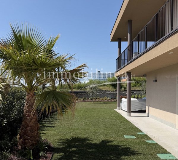 appartamento in vendita a Garda