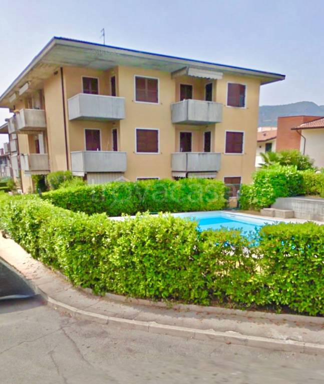 appartamento in vendita a Garda