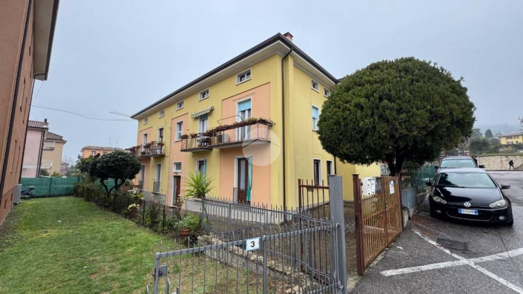 appartamento in vendita a Garda