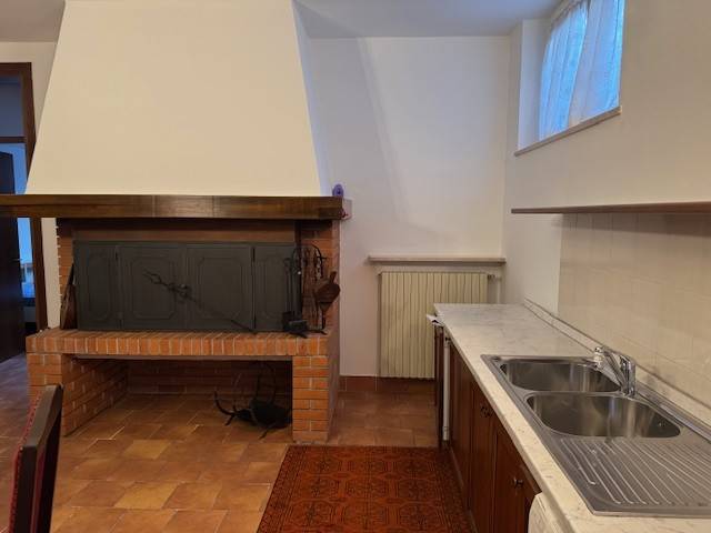 casa indipendente in vendita a Garda