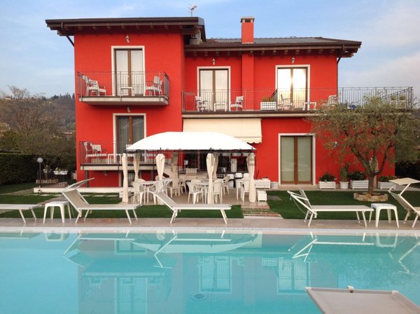 casa indipendente in vendita a Garda