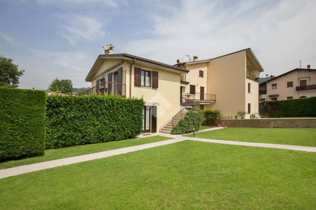 appartamento in vendita a Garda