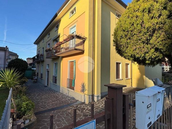 appartamento in vendita a Garda