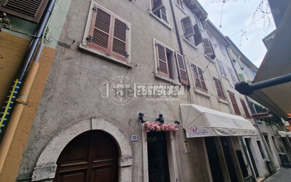 appartamento in vendita a Garda