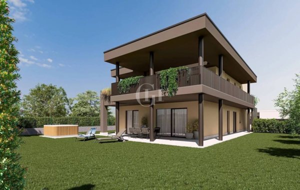 casa indipendente in vendita a Garda