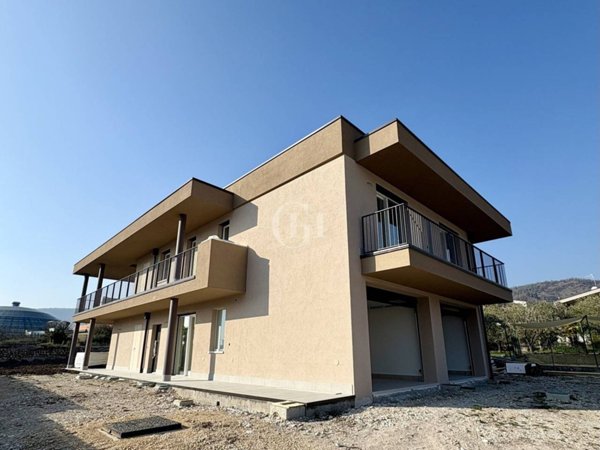 appartamento in vendita a Garda