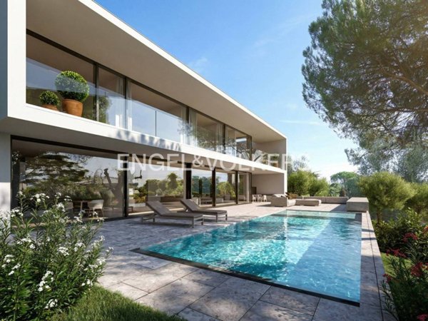 casa indipendente in vendita a Garda