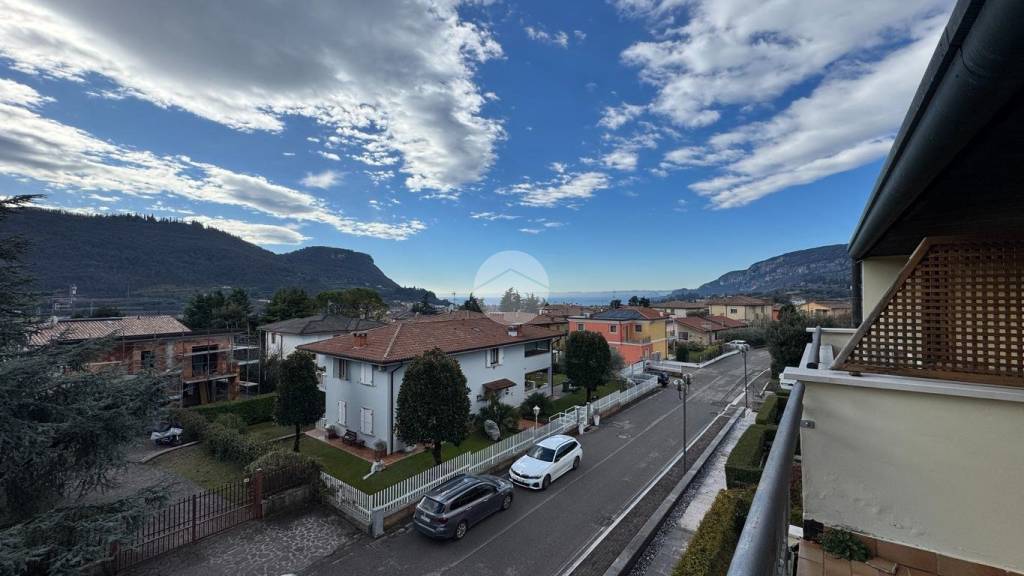 appartamento in vendita a Garda