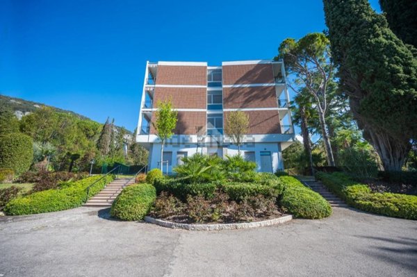 appartamento in vendita a Garda