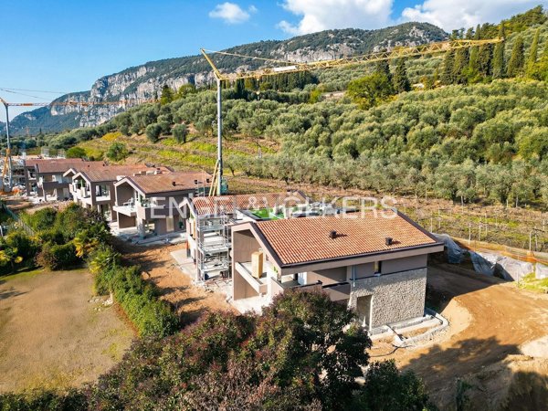 appartamento in vendita a Garda