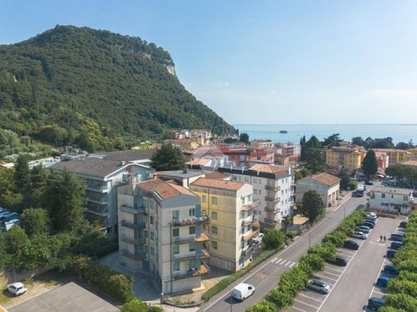 appartamento in vendita a Garda