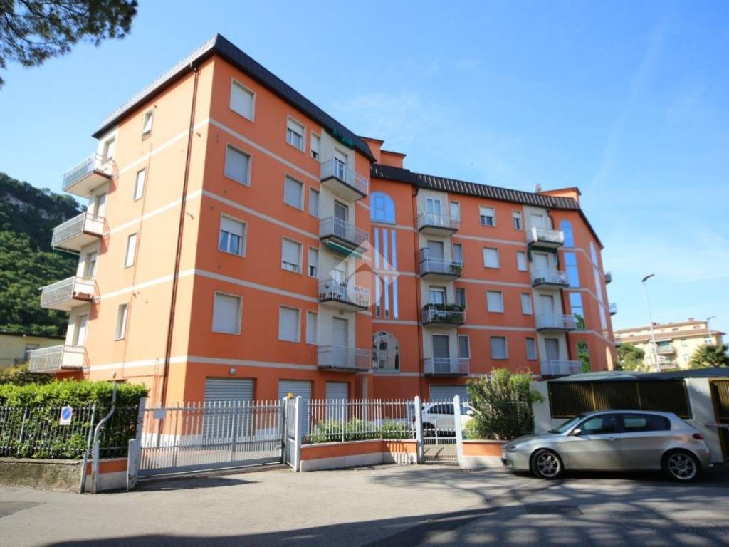 appartamento in vendita a Garda