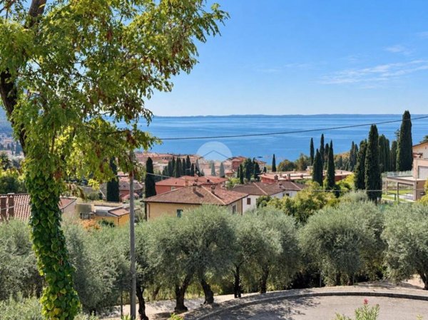 appartamento in vendita a Garda